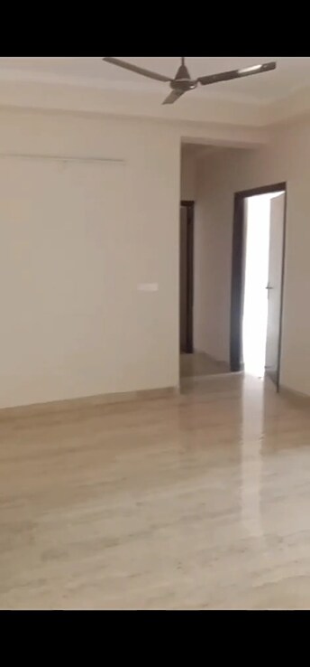 3 BHK Apartment For Resale in Amrapali Golf Homes Sector 4, Greater Noida Greater Noida  8106040