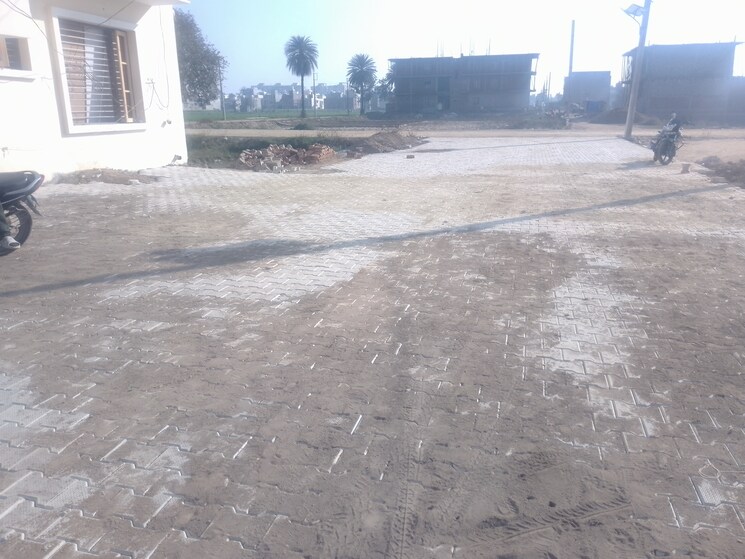 Other, bhago majra road 3 Bedroom 105 Sq.Yd. Apartment In Bhago Majra Road Kharar 8106093