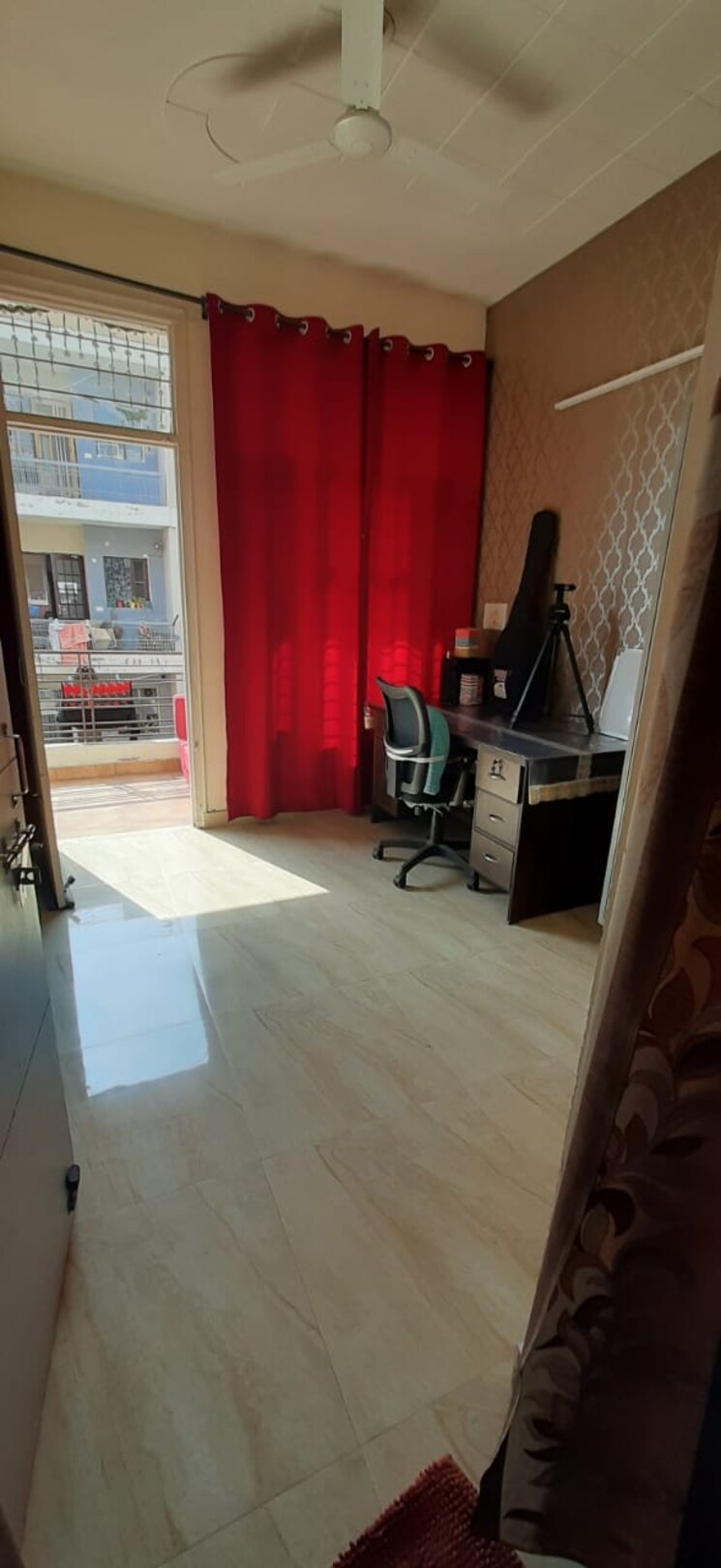 Living Room, dhakoli village 3 Bedroom 900 Sq.Ft. Builder Floor In Dhakoli Village Zirakpur 8106104