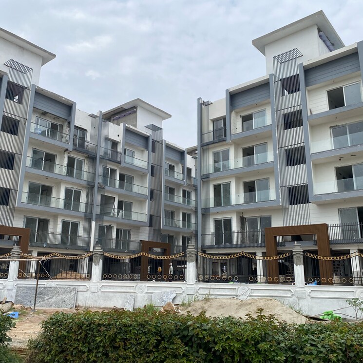 Other, smart-world-gems 3.5 Bedroom 1499 Sq.Ft. Builder Floor In Sector 89 Gurgaon 8106115