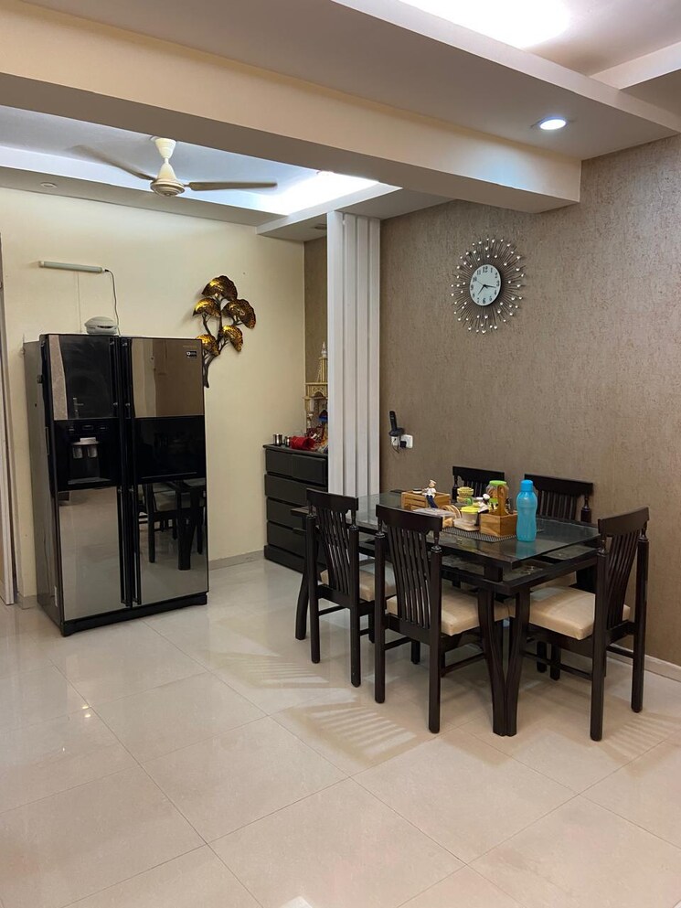 Living Room, prateek-wisteria 2 Bedroom 1135 Sq.Ft. Apartment In Sector 77 Noida 8106122