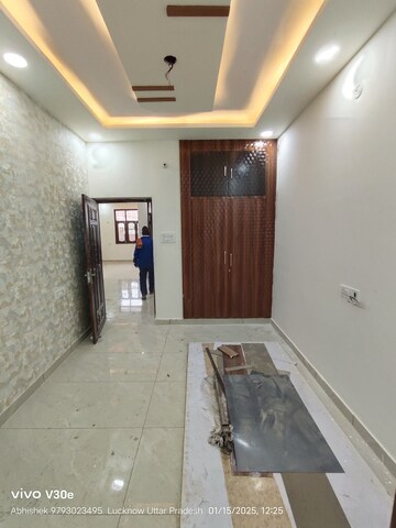 Furnished Amenities in 2 BHK Independent House at Jankipuram Extension – for Sale
