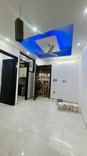 Room in 1 BHK Apartment at Risland Sky Mansion, Chattarpur – for Rent