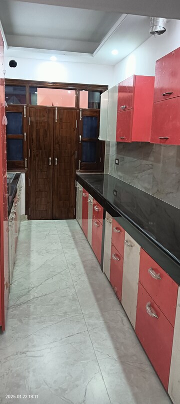 Kitchen in 3 BHK Builder Floor at Panchkula Urban Estate – for Rent
