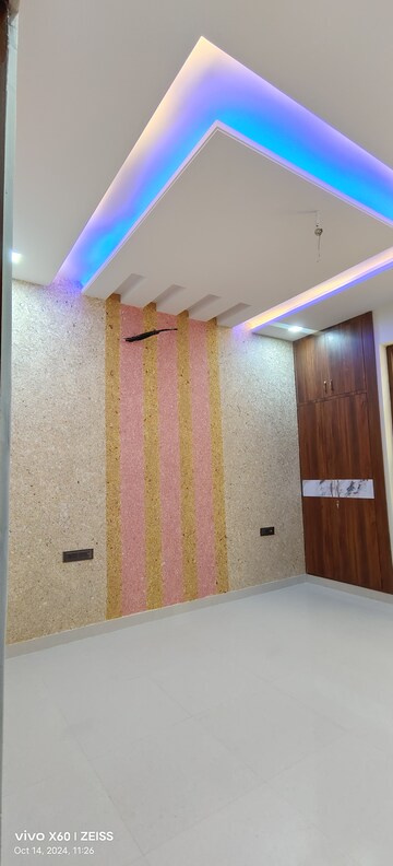 Furnished Amenities in 3 BHK Villa at Kalwar Road – for Sale