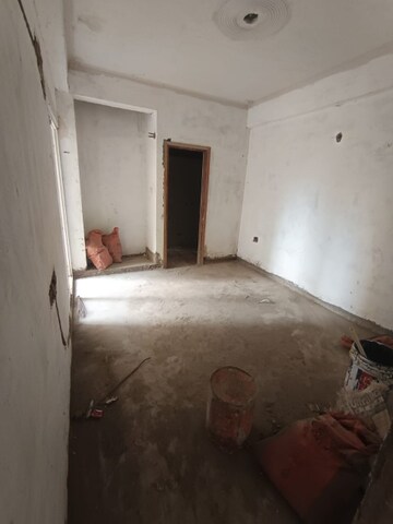 Room in 2 BHK Apartment at SKA Greenarch, Sector 16b Greater Noida – for Sale