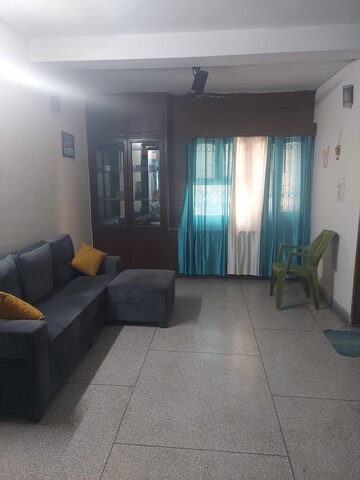 2 BHK Apartment For Rent in Sarita Vihar