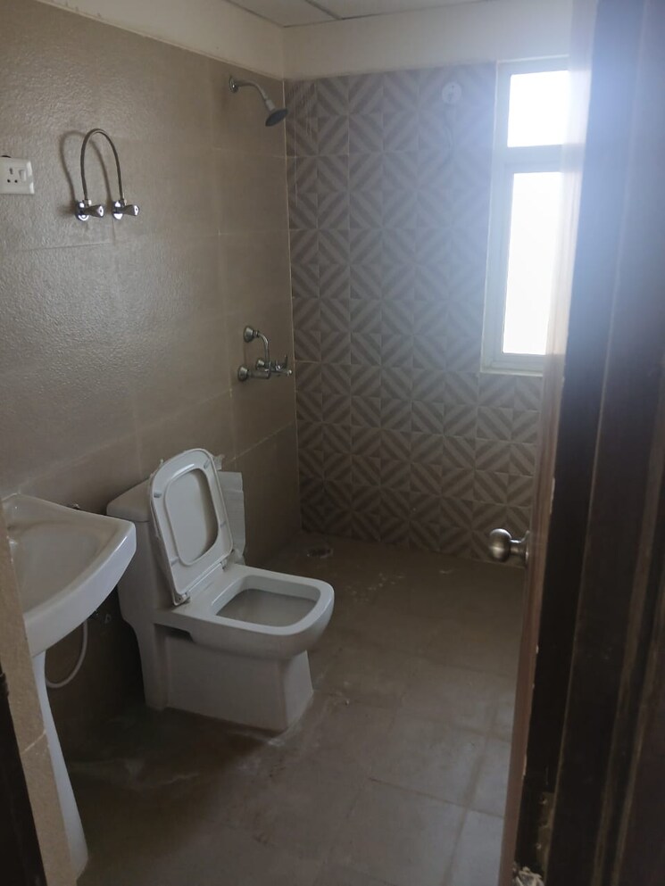 Bathroom, vvip-mangal 2 Bedroom 1330 Sq.Ft. Apartment In Raj Nagar Extension Ghaziabad 8106230