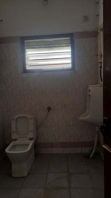 Bathroom in 4 BHK Independent House at Jubilee Hills – for Rent