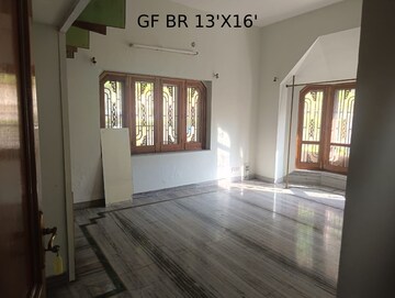 Bedroom in 5 BHK Villa at Vasant Vihar – for Rent