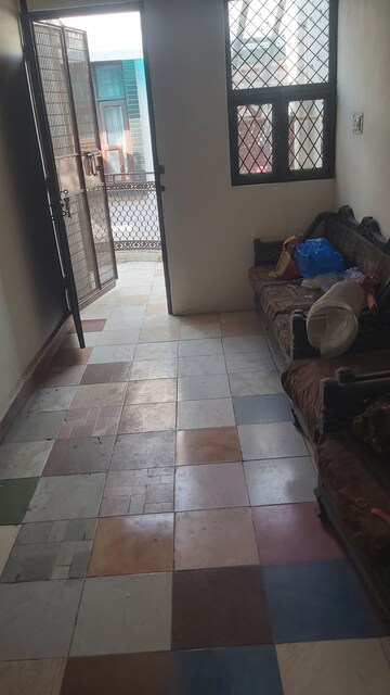 1.5 BHK Builder Floor For Rent in Mayur Vihar
