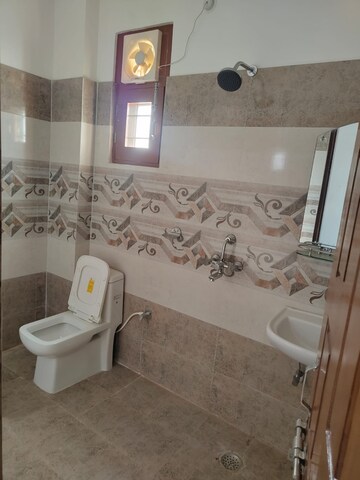 Attached Bathroom in 2 BHK Apartment at Rukanpura – for Rent