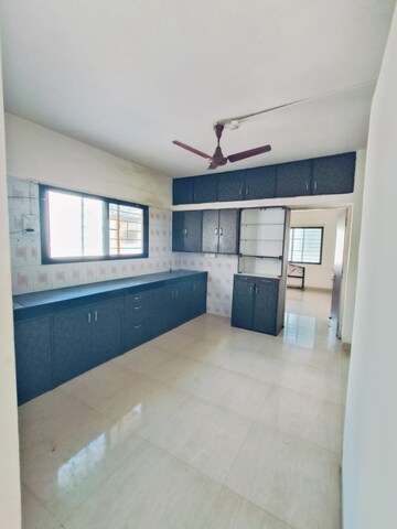 Room in 2 BHK Apartment at Wadgaon Sheri – for Rent