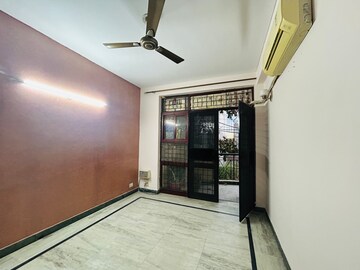 Room in 2 BHK Independent House at Ansal Plaza Sector-23, Sector 23 – for Rent