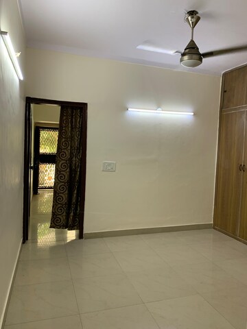 Room in 2 BHK Builder Floor at Kalkaji – for Rent