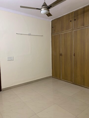Room in 2 BHK Builder Floor at Kalkaji – for Rent