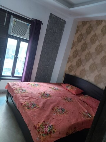 Bedroom in 1 RK Builder Floor at SS Southend Floors, South City 2 – for Rent