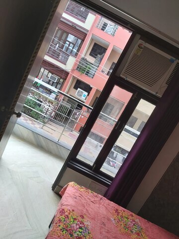Bedroom in 1 RK Builder Floor at SS Southend Floors, South City 2 – for Rent