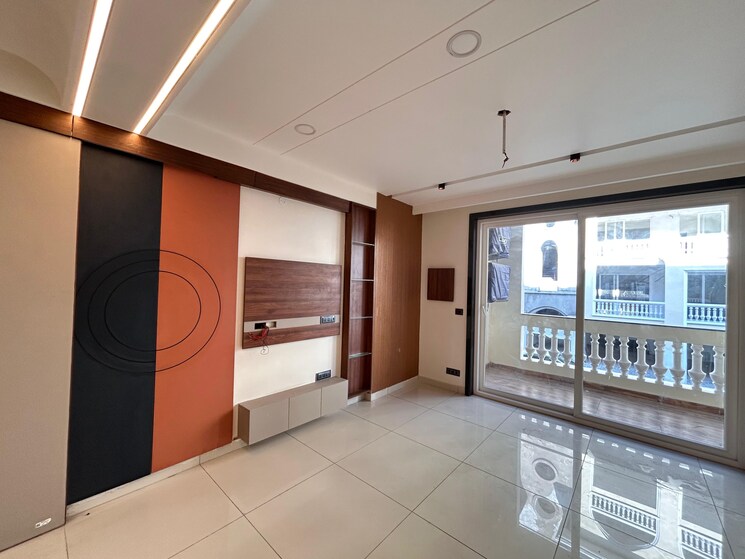 Room, sector 116 3 Bedroom 2018 Sq.Ft. Apartment In Sector 116 Mohali 8106344