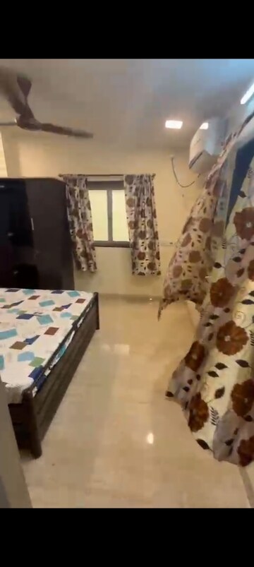 Master Plan in 1 BHK Independent House at Bandra West – for Rent