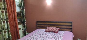 Bedroom in 2 BHK Builder Floor at Unitech Arcadia, South City 2 – for Rent