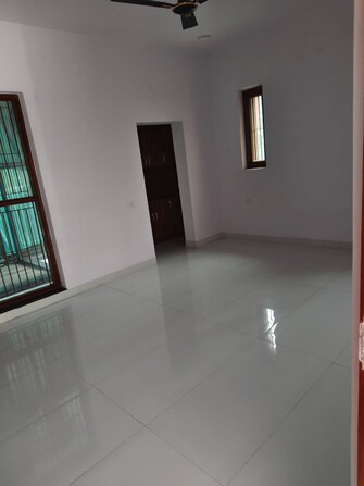 1.5 BHK Independent House For Rent in RWA Apartments Sector 27 Sector 27 Noida  8106395