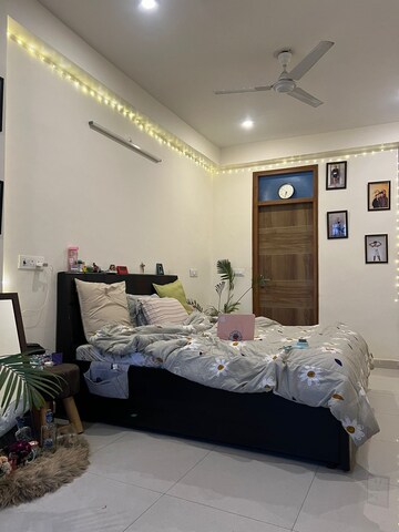 Bedroom in 2.5 BHK Independent House at Jaipuria Plaza, Sector 26 – for Rent