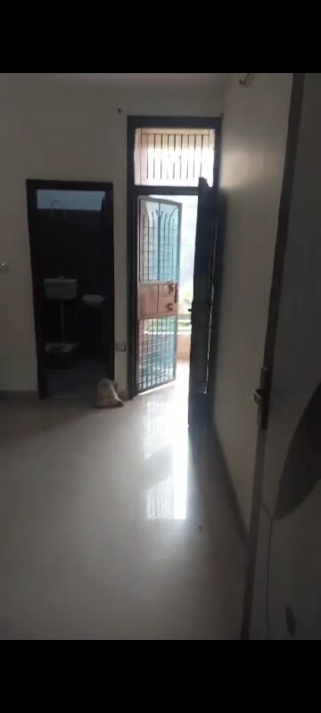 2 BHK Builder Floor For Rent in RWA Gyan Khand 3, Indrapuram