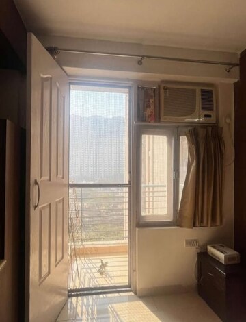 Living Room in 2.5 BHK Independent House at RWA Apartments Sector 27, Sector 27 – for Rent