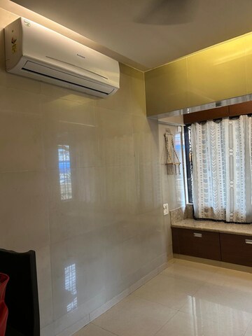 Room in 1 BHK Apartment at Bandra West – for Rent