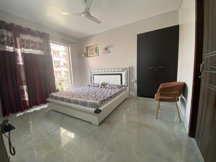 Living Room, shiv-the-ozone-solitaire 2 Bedroom 960 Sq.Ft. Apartment In Indra Colony Faridabad 8106511