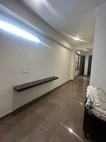 Room in 1.5 BHK Independent House at RWA Apartments Sector 27, Sector 27 – for Rent