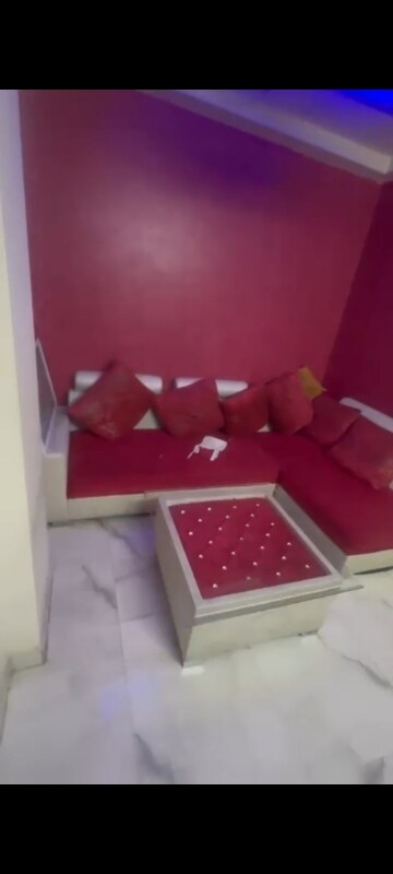 Furnished Amenities in 2 BHK Builder Floor at Maya Homes, Indrapuram – for Rent