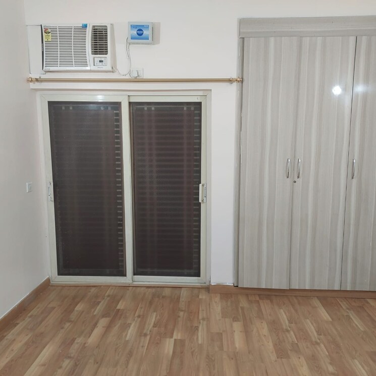 Room, puri-aman-vilas 3 Bedroom 1650 Sq.Ft. Builder Floor In Sector 89 Faridabad 8106559