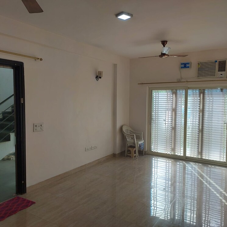 Room, puri-aman-vilas 3 Bedroom 1650 Sq.Ft. Builder Floor In Sector 89 Faridabad 8106559