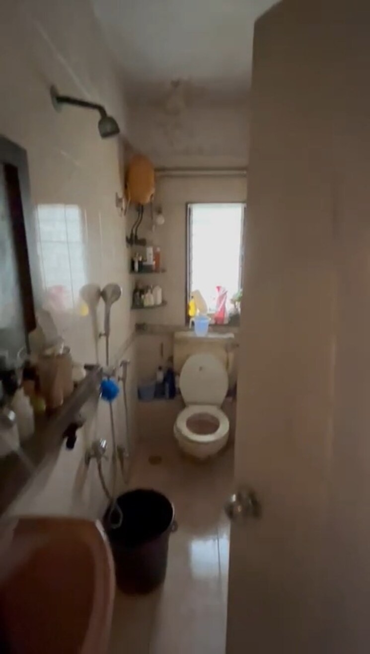 Bathroom, andheri west 1 Bedroom 485 Sq.Ft. Apartment In Andheri West Mumbai 8106593