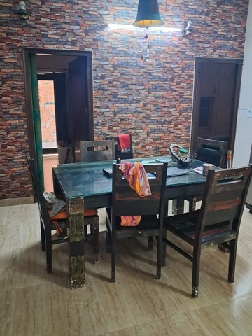 Master Bedroom in 2.5 BHK Independent House at RWA Apartments Sector 29, Sector 29 – for Rent