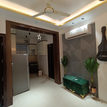 Living Room in 3 BHK Builder Floor at BPTP Parkland Pride, Sector 77 – for Sale