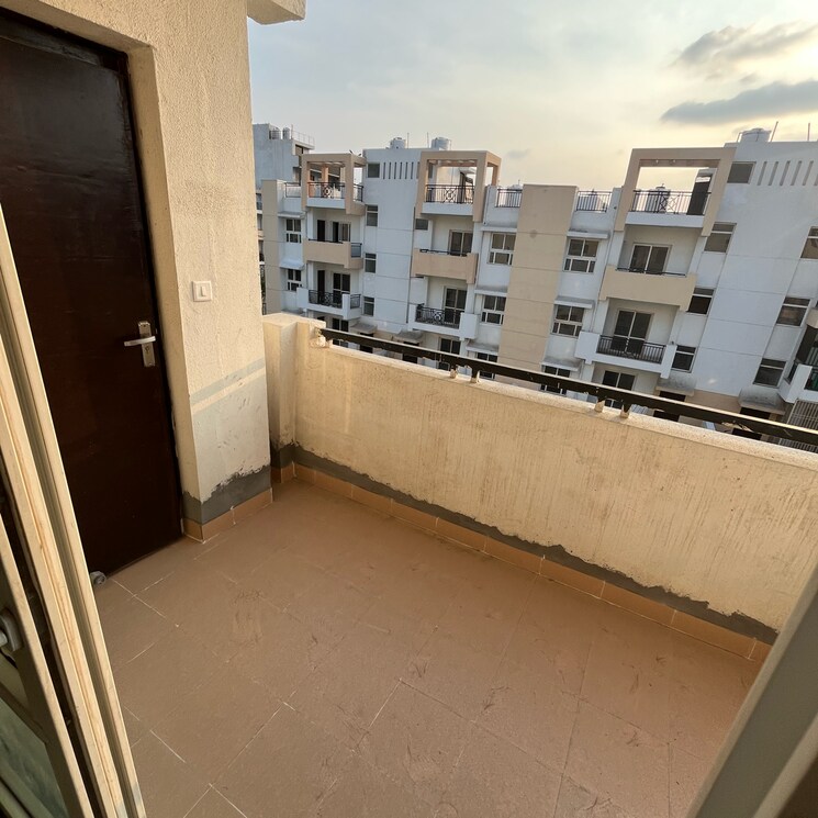 Kitchen, bptp-parklands 3 Bedroom 1050 Sq.Ft. Builder Floor In Sector 76 Faridabad 8106651