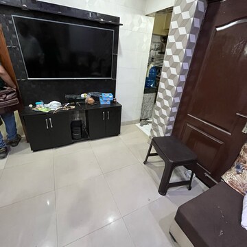 Team Area in 3 BHK Builder Floor at BPTP Parklands, Sector 76 – for Sale