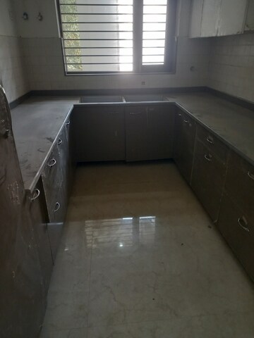 Building Lobby in 4 BHK Builder Floor at BP Homes, Sector 85 – for Sale