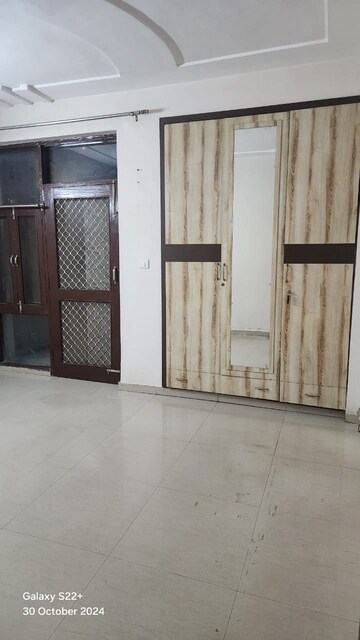 Room in 3 BHK Apartment at RPS Savana, Sector 88 – for Sale