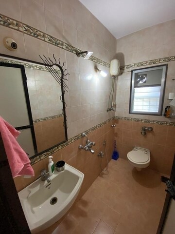 Bathroom in 2.5 BHK Apartment at Tirupati Apartment Kandivali, Kandivali East – for Rent