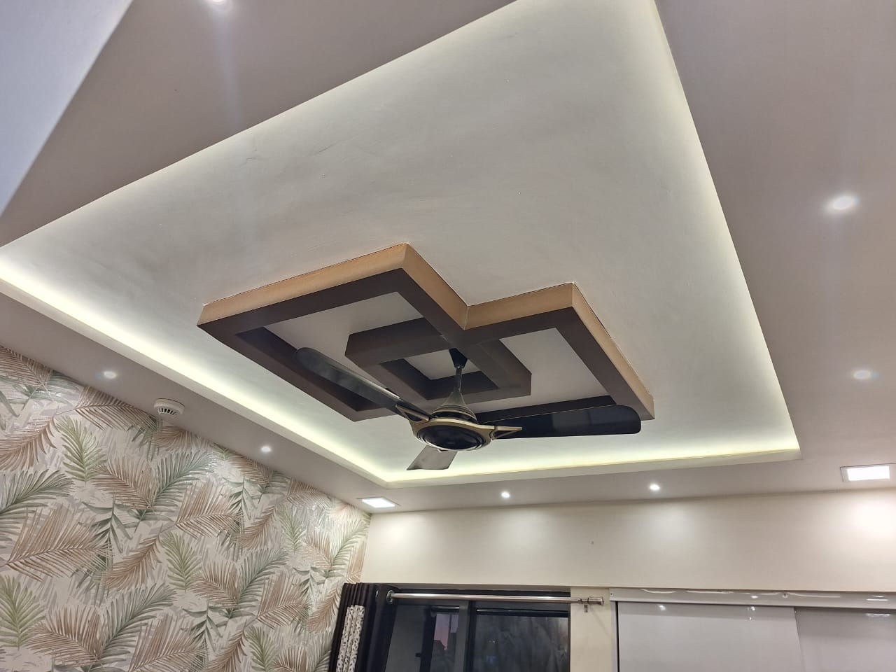 1 BHK + Pooja Room Apartment For Sale in Lodha Crown Quality Homes