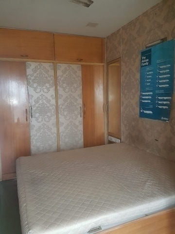 Bedroom in 2 BHK Apartment at Alankar Apartments Andheri West, Andheri West – for Rent
