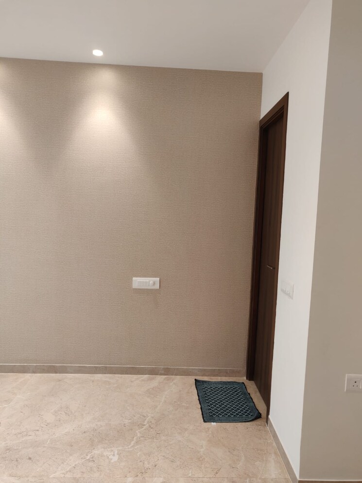 Room, castle-rock 2 Bedroom 750 Sq.Ft. Apartment In Powai Mumbai 8107017