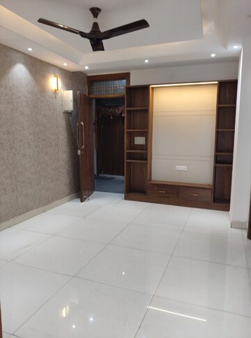 Room in 3 BHK Builder Floor at Sai Enclave Niti Khand, Niti Khand – for Sale