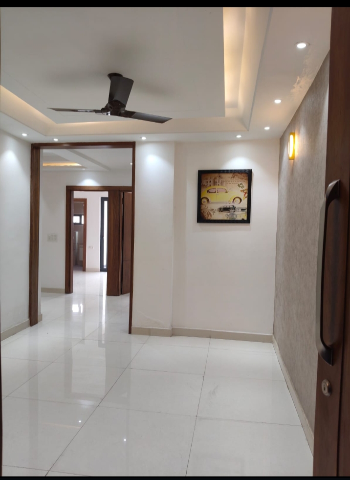 3 BHK 1350 Sq.Ft. Builder Floor in Sai Enclave Niti Khand
