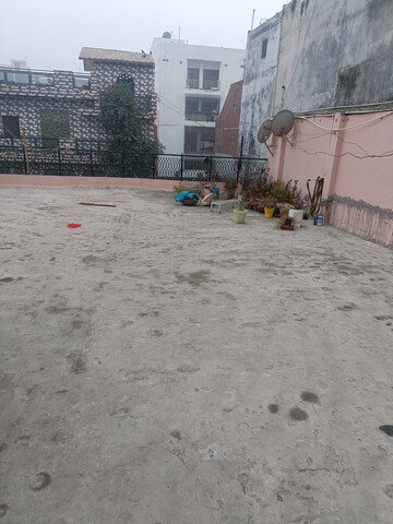 1 RK Builder Floor – Exterior View View at Shyam Park Extension - for Rent