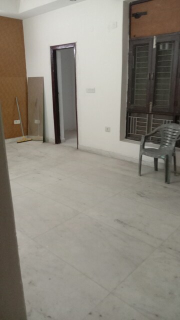 Room in 3.5 BHK Builder Floor at Avantika Colony – for Sale
